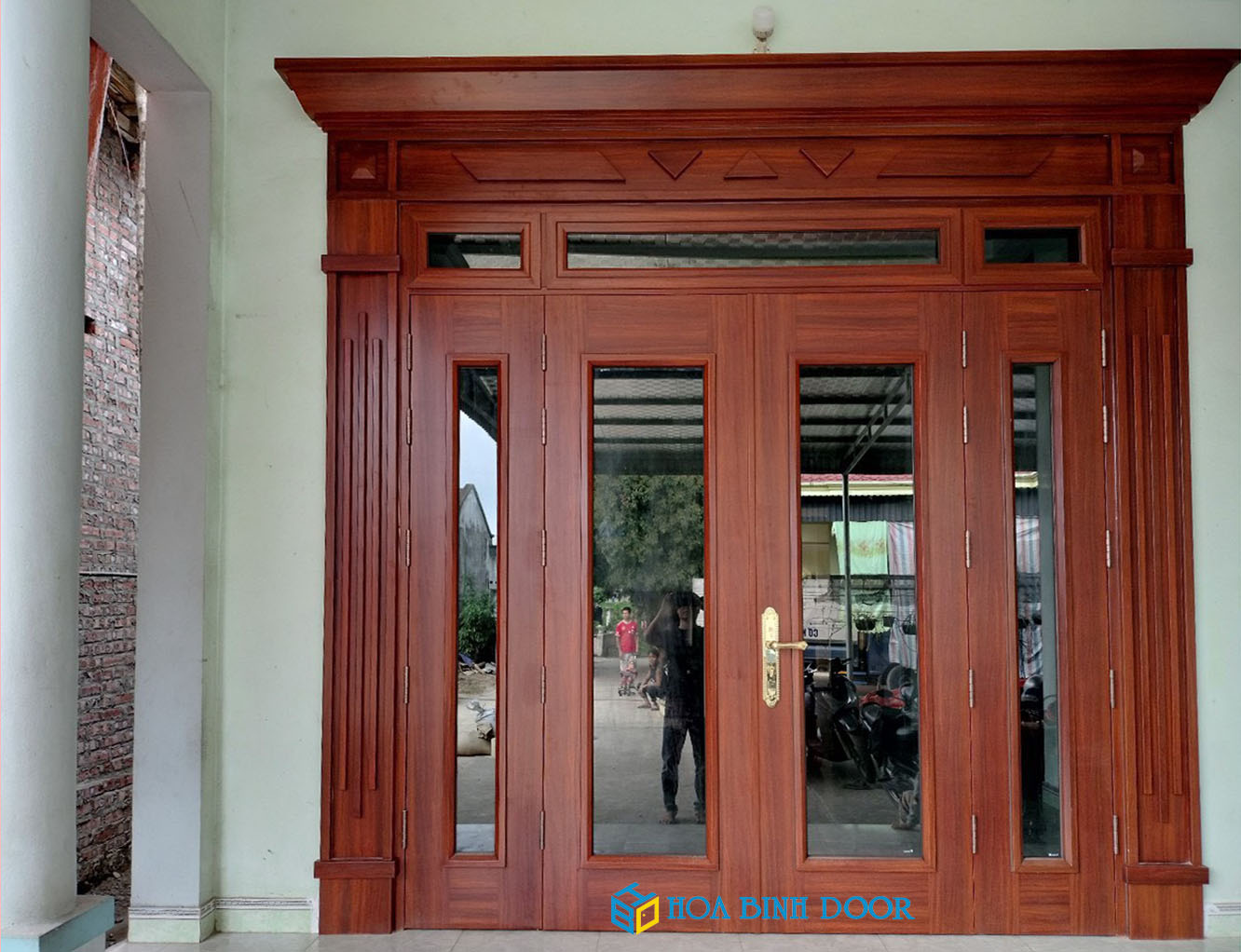 cửa thép vân gỗ tại Phú Nhuận - TP HCM [Báo giá chi tiết]