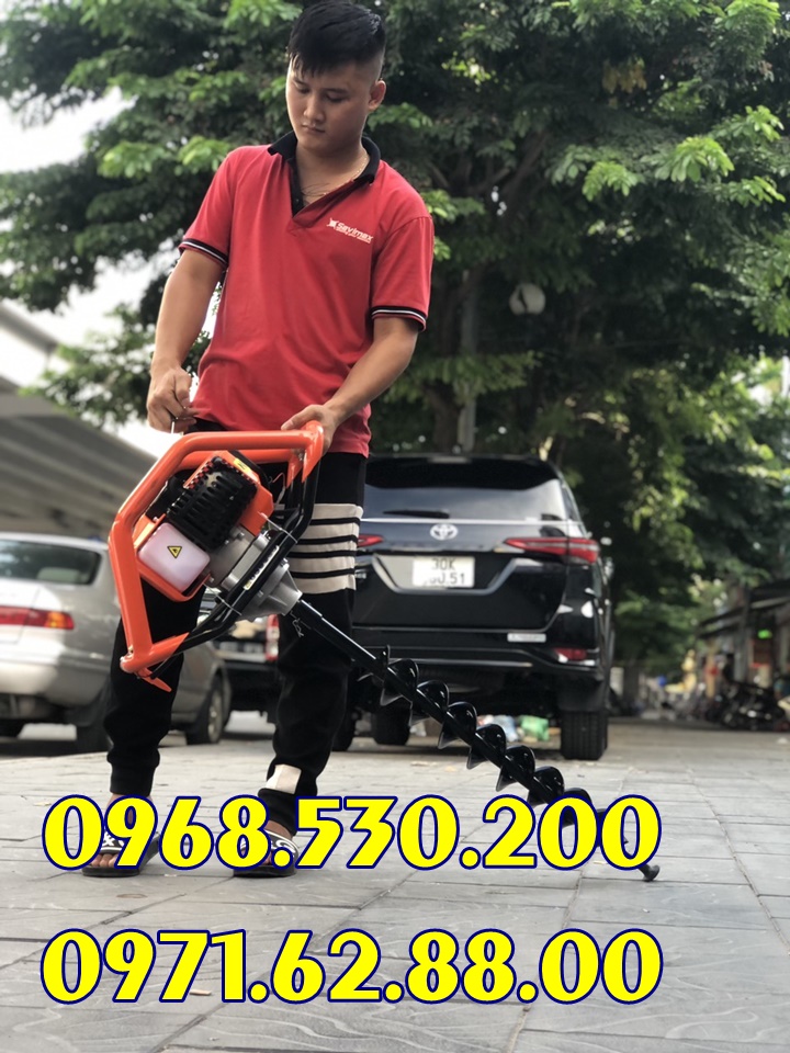 Tại đây có bán máy khoan đất cầm tay giá rẻ