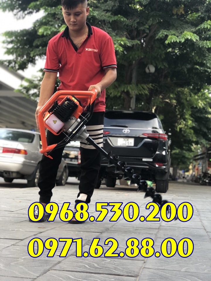 Tại đây có bán máy khoan đất cầm tay giá rẻ