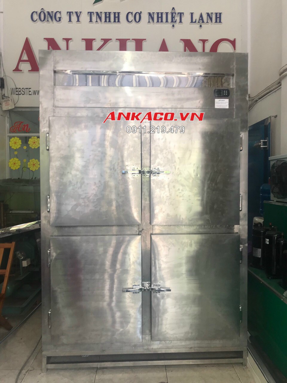 lắp đặt tủ làm bia tuyết 6 kết giá rẻ nhanh chóng