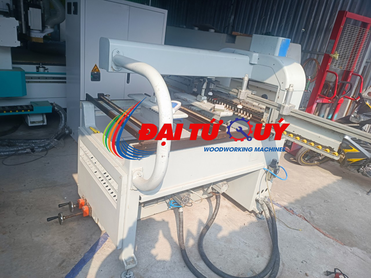 THANH LÝ MÁY KHOAN LIÊN KẾT NHIỀU ĐẦU CŨ GIÁ RẺ TẠI QUẬN 4