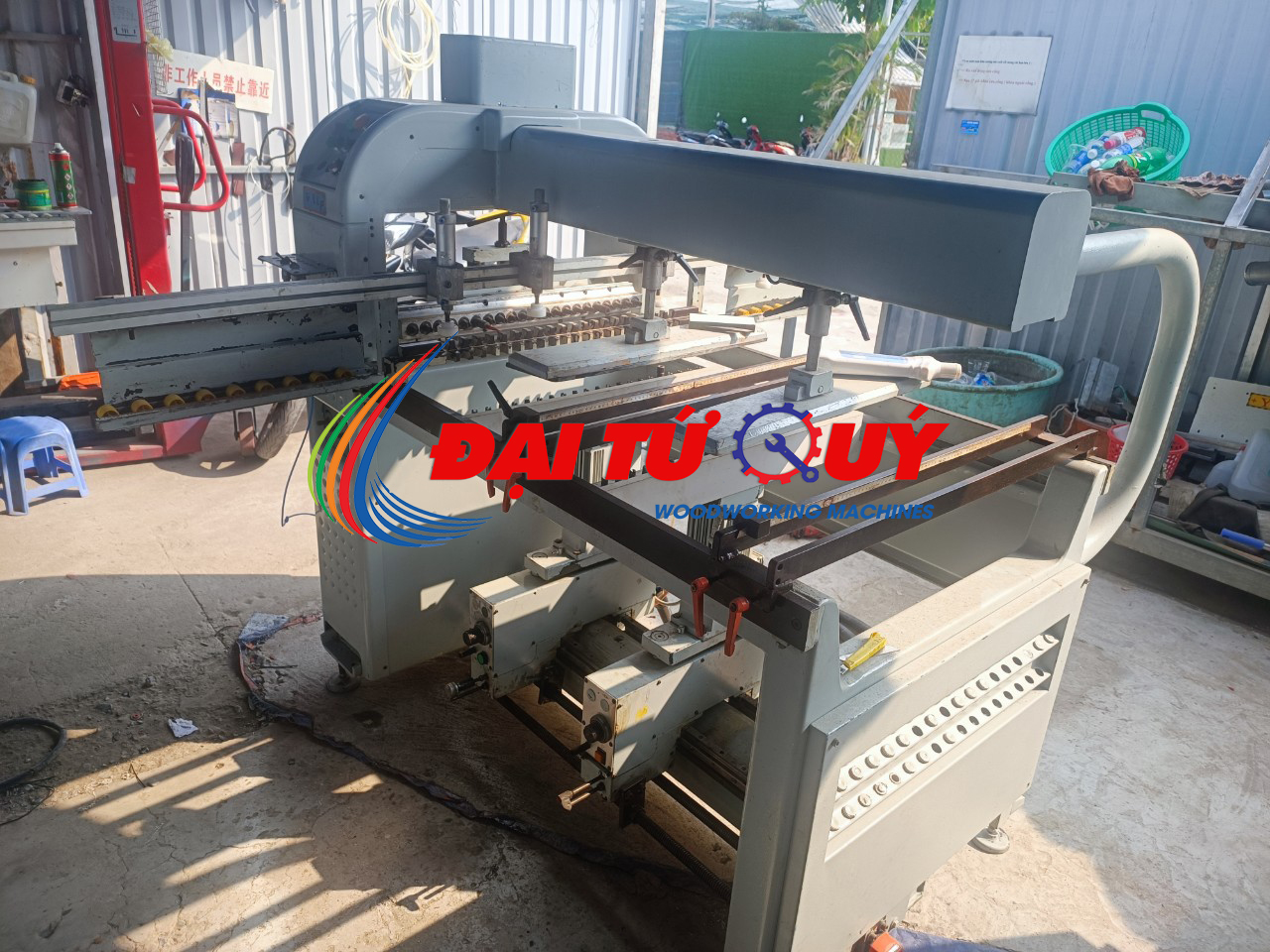 THANH LÝ MÁY KHOAN LIÊN KẾT NHIỀU ĐẦU CŨ GIÁ RẺ TẠI QUẬN 4