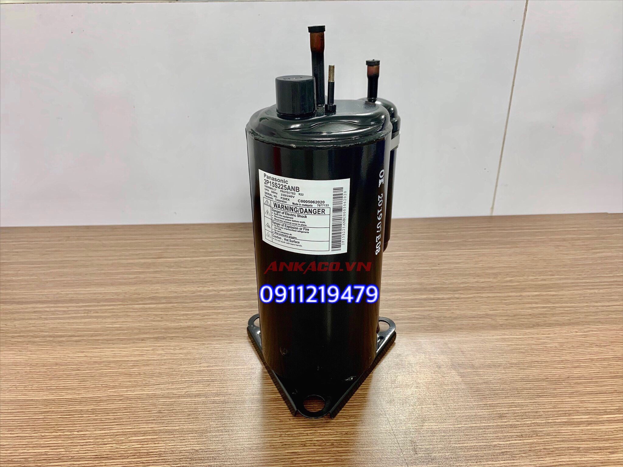 lắp đặt máy nén lạnh Panasonic 1hp 2P15 hoặc 2P16