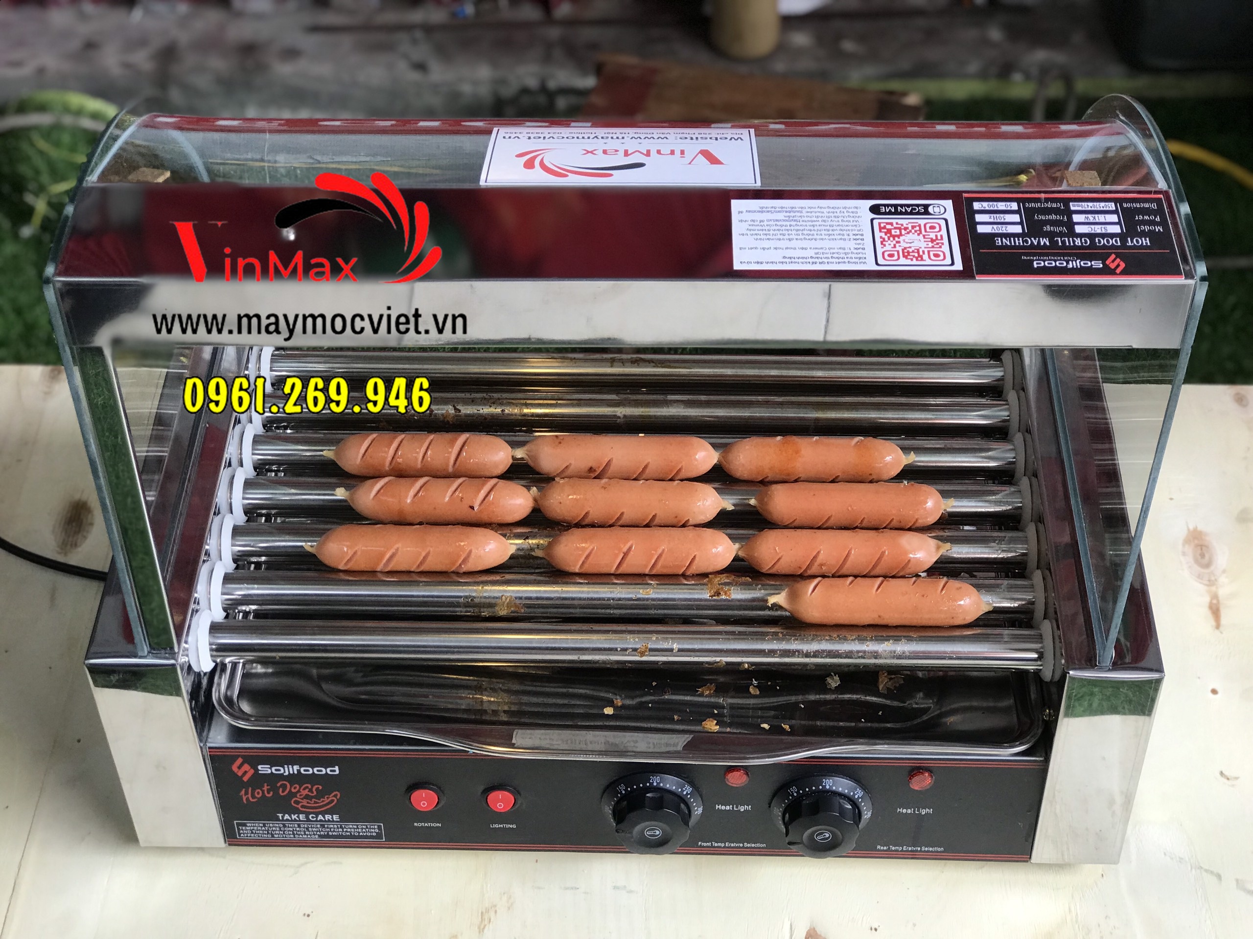 Máy nướng xúc xích 7 thanh kính cong hiện đại