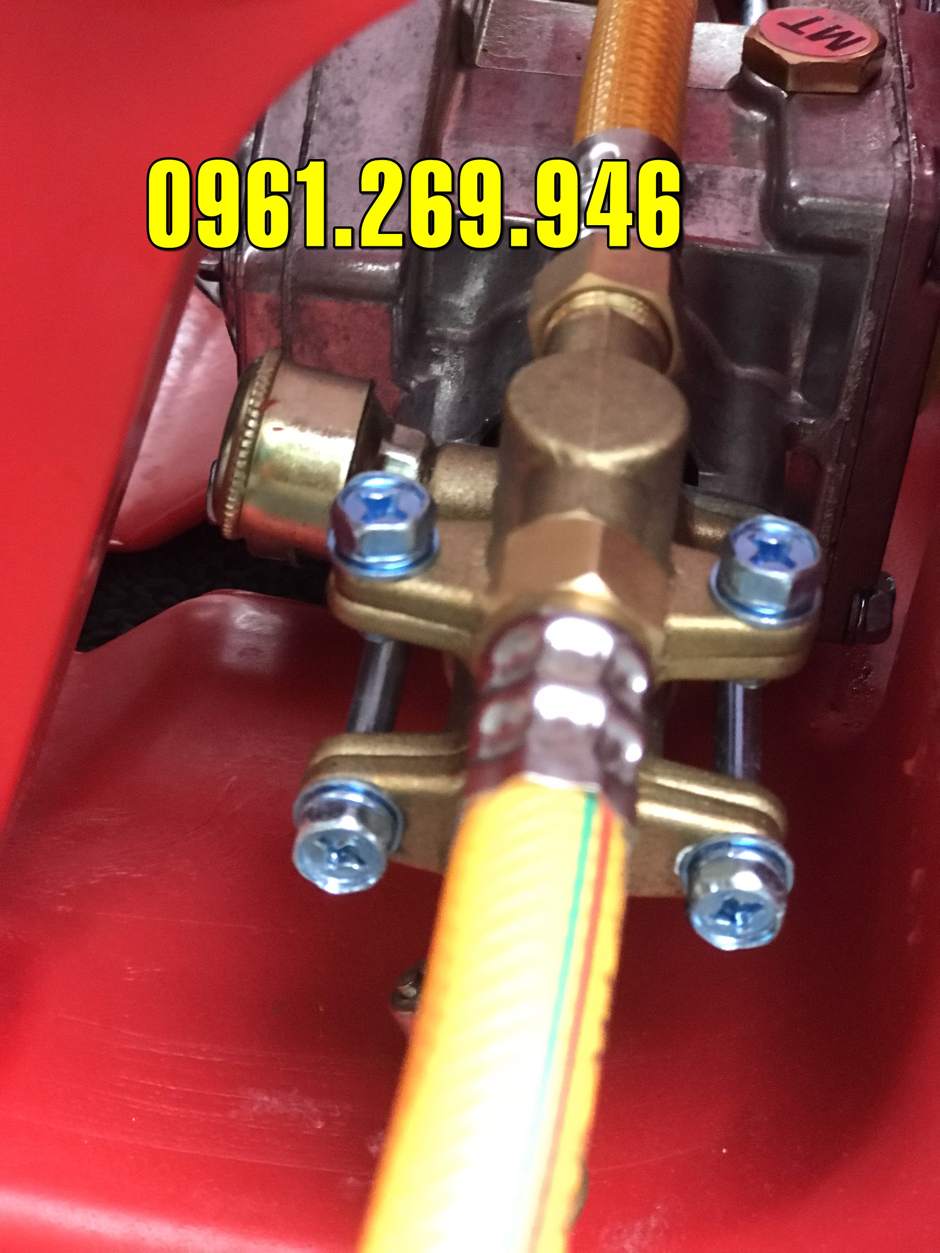 Máy phun thuốc động cơ 4 thì GX35 Turbo 4025