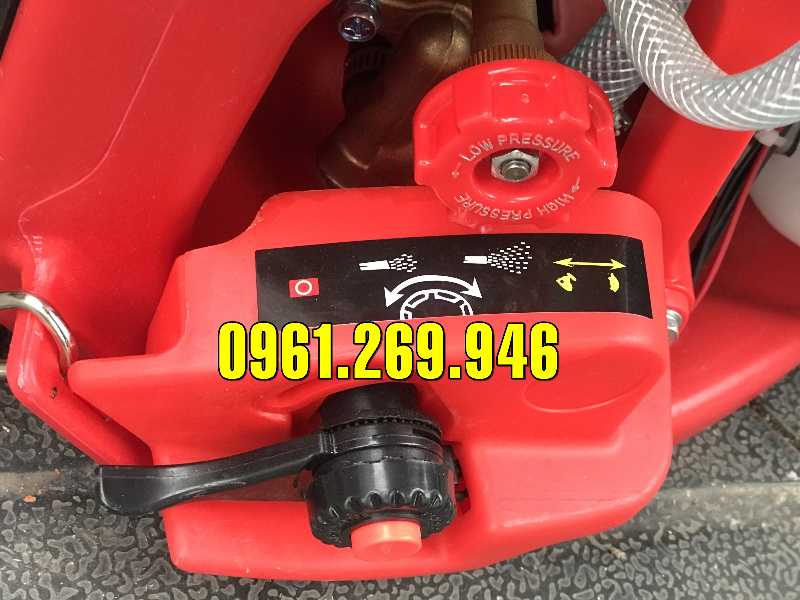 Máy phun thuốc động cơ 4 thì GX35 Turbo 4025