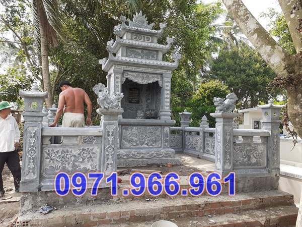 bán kiên giang - mẫu lắp đặt khuân viên lăng mộ đá tự nhiên đẹp 346