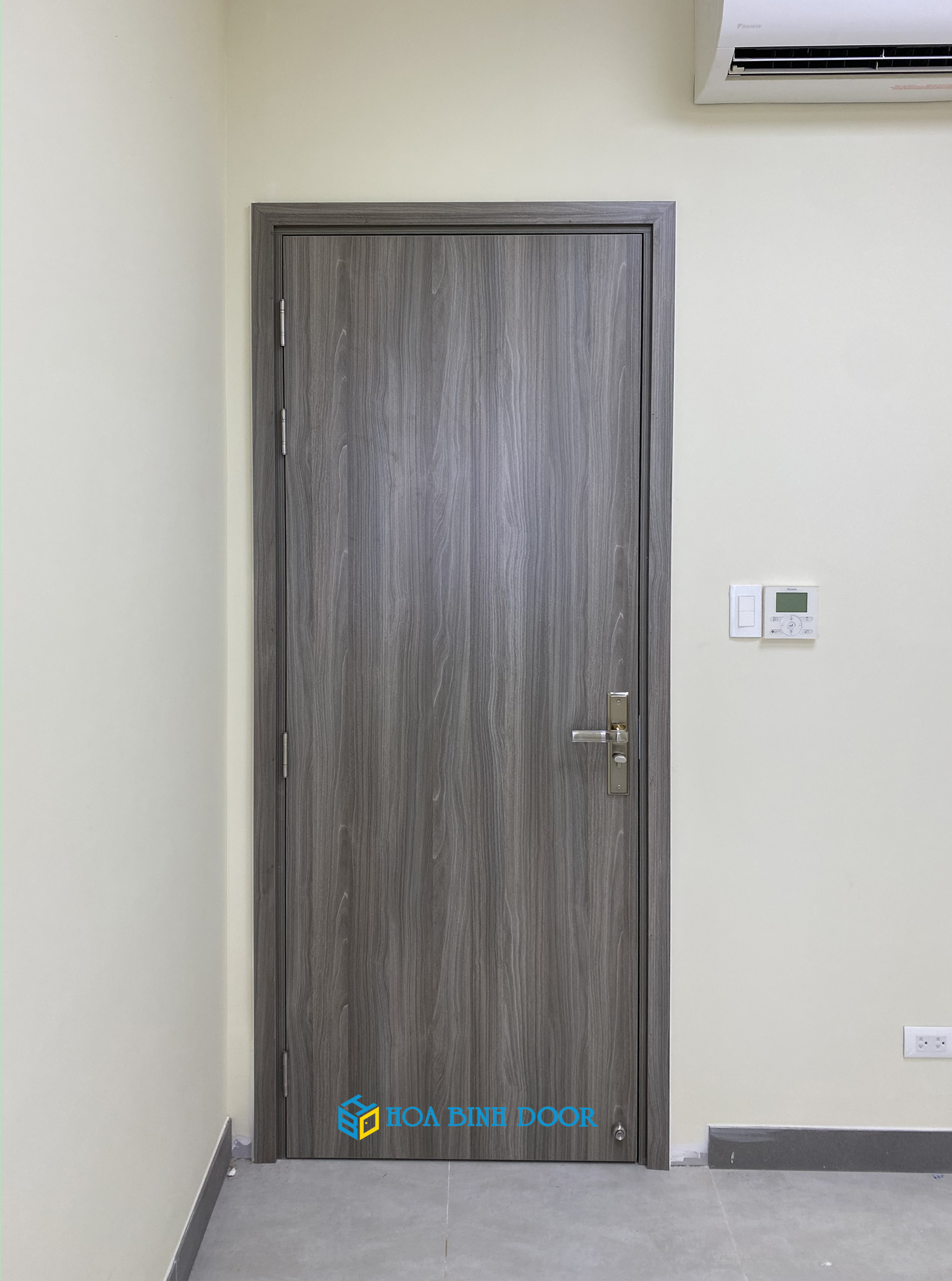 Giá cửa gỗ công nghiệp MDF từ 1850000-2700000