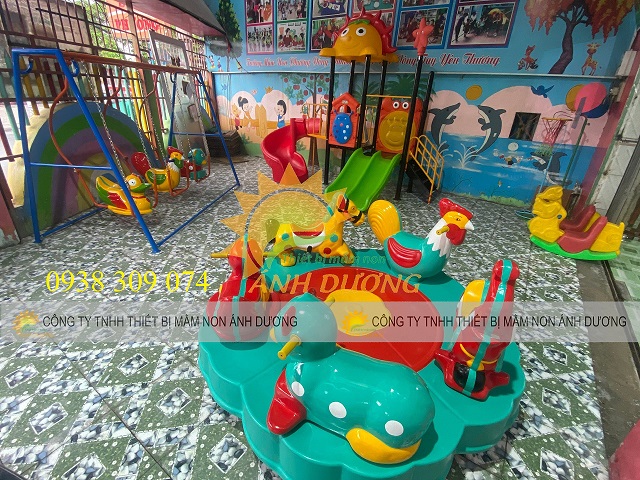 Mâm xoay trẻ em 5 con thú bằng nhựa Composite giá rẻ