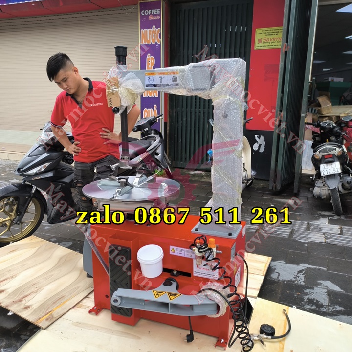 Máy ra vào vỏ lốp xe ô tô Tecom TC820-E giá rẻ