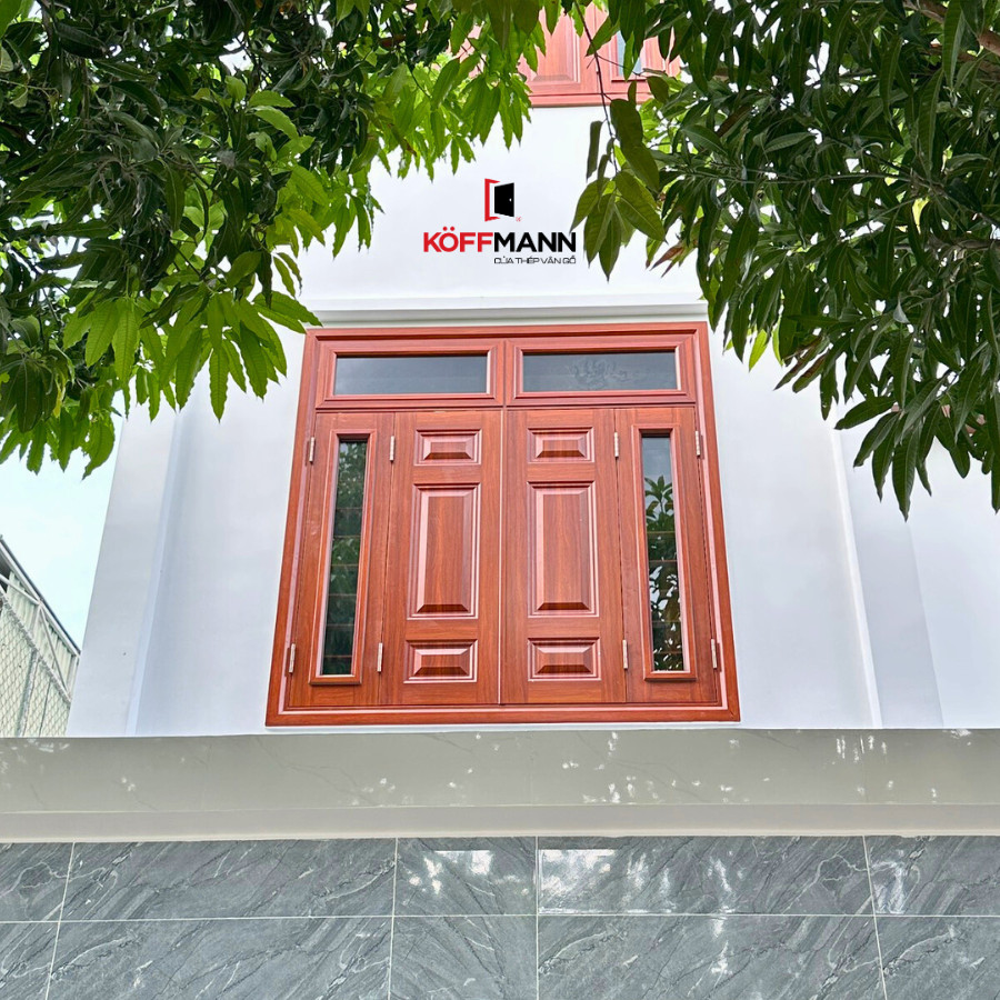 So sánh cửa thép vân gỗ với cửa gỗ tự nhiên và cửa nhôm xingfa