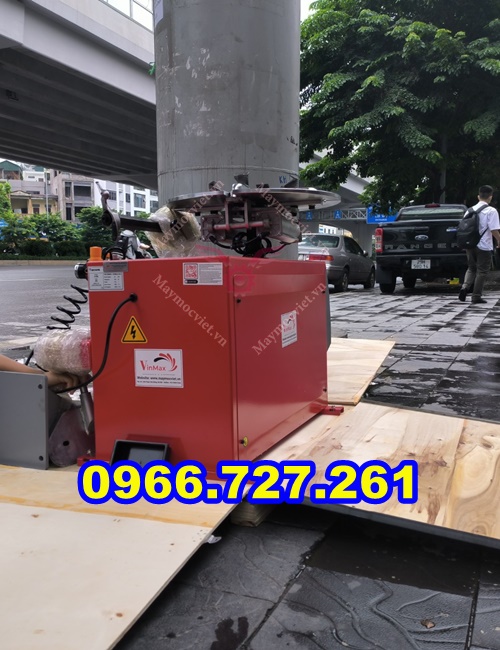 Máy ra vào lốp xe máy , xe tay ga TC820E