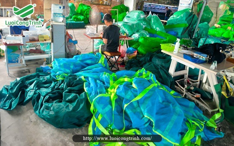 GIA CÔNG LƯỚI PVC TỐT NHẤT - GIÁ TỐT TẬN XƯỞNG