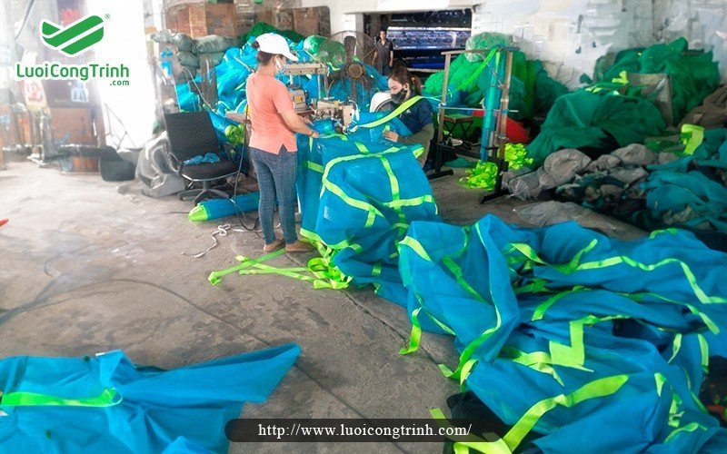 GIA CÔNG LƯỚI PVC TỐT NHẤT - GIÁ TỐT TẬN XƯỞNG