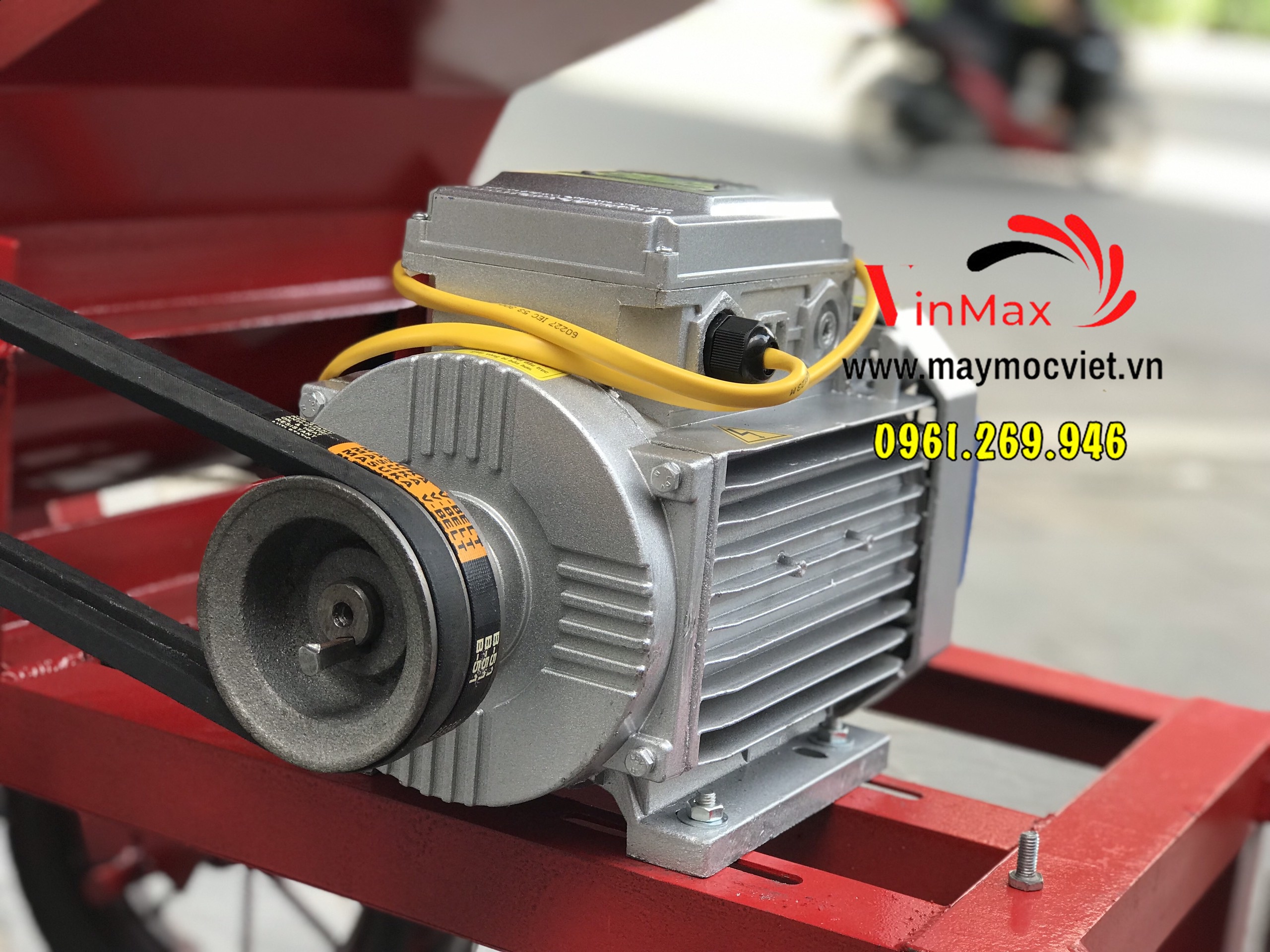 Máy nghiền đất đóng bầu cây cho vườn ươm Vinmax VMND26