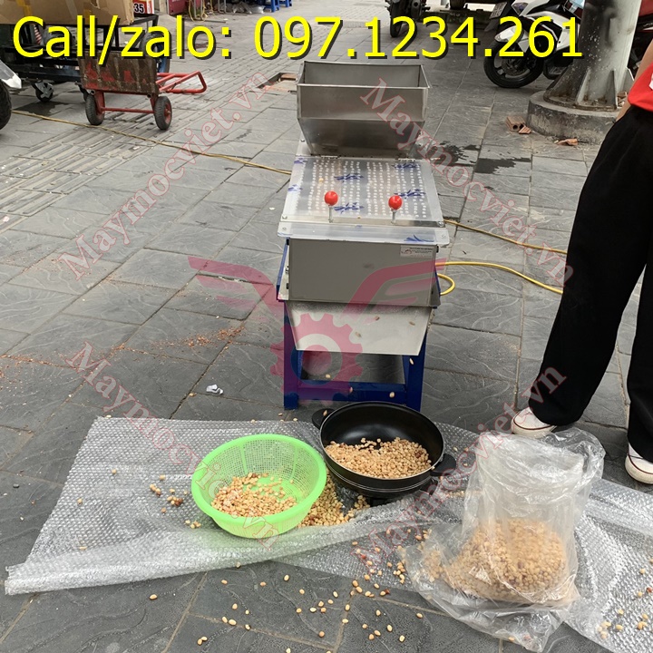 Máy bóc vỏ lụa đậu phộng (lạc) rang Vinmax BVL600