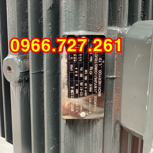Máy trộn bê tông cưỡng bức trục đứng đường kính 90cm
