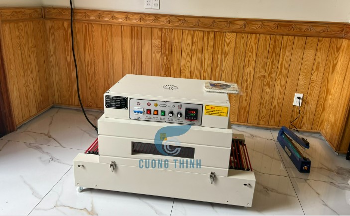 Bán máy rút màng co POF, PVC tự động mới 4020