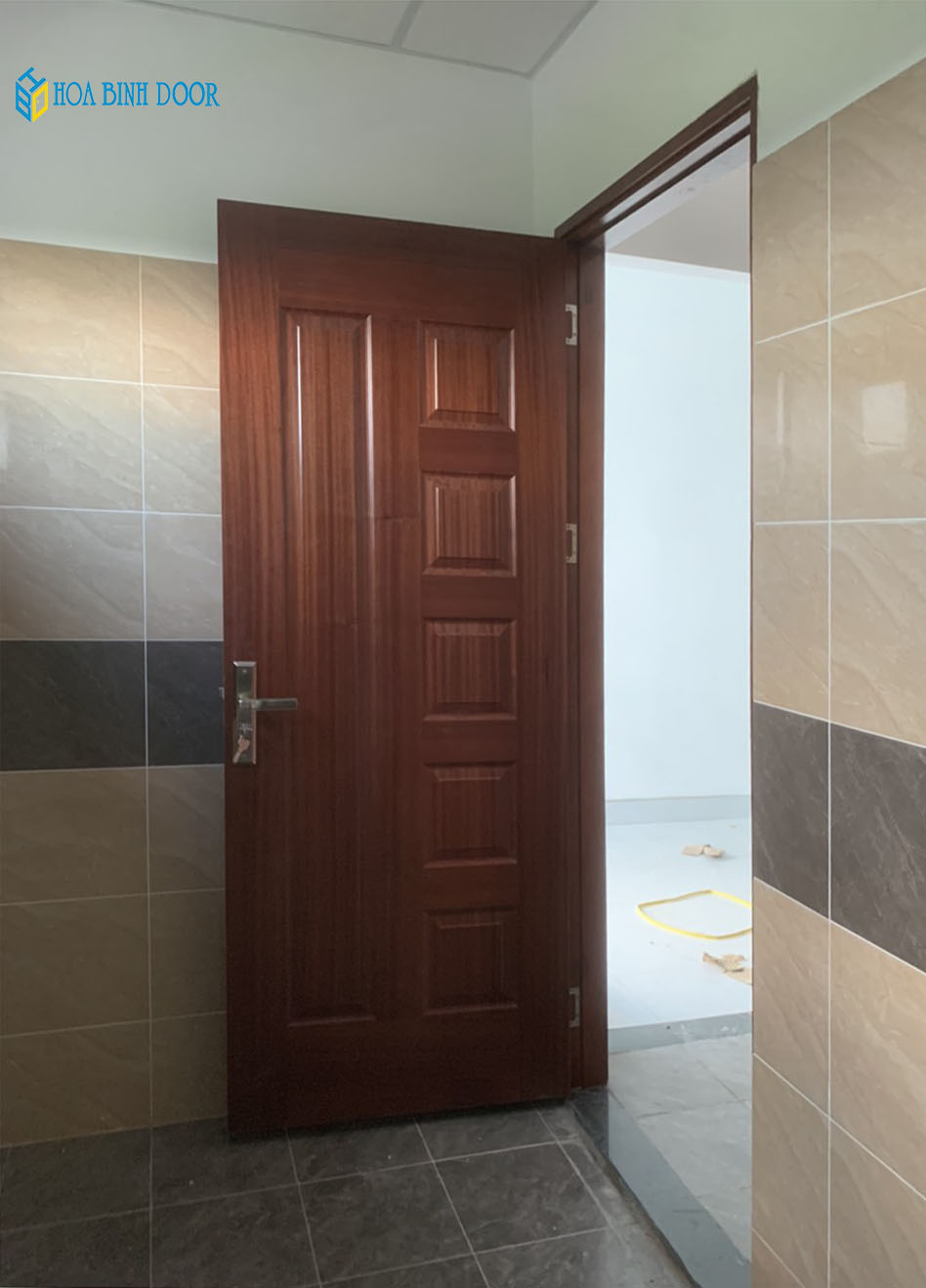 BÁO GIÁ CỬA GỖ CÔNG NGHIỆP HDF TỪ 2090000