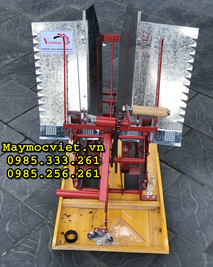 Máy cấy lúa 2 hàng Vinmax giải pháp của bà con nông dân