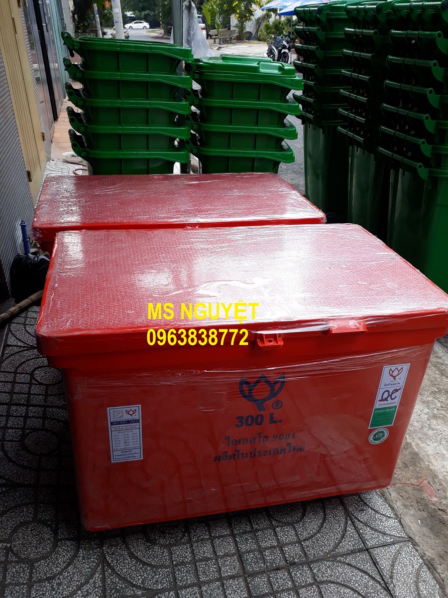 Thùng giữ lạnh Thailand 300l ướp hải sản tươi sống