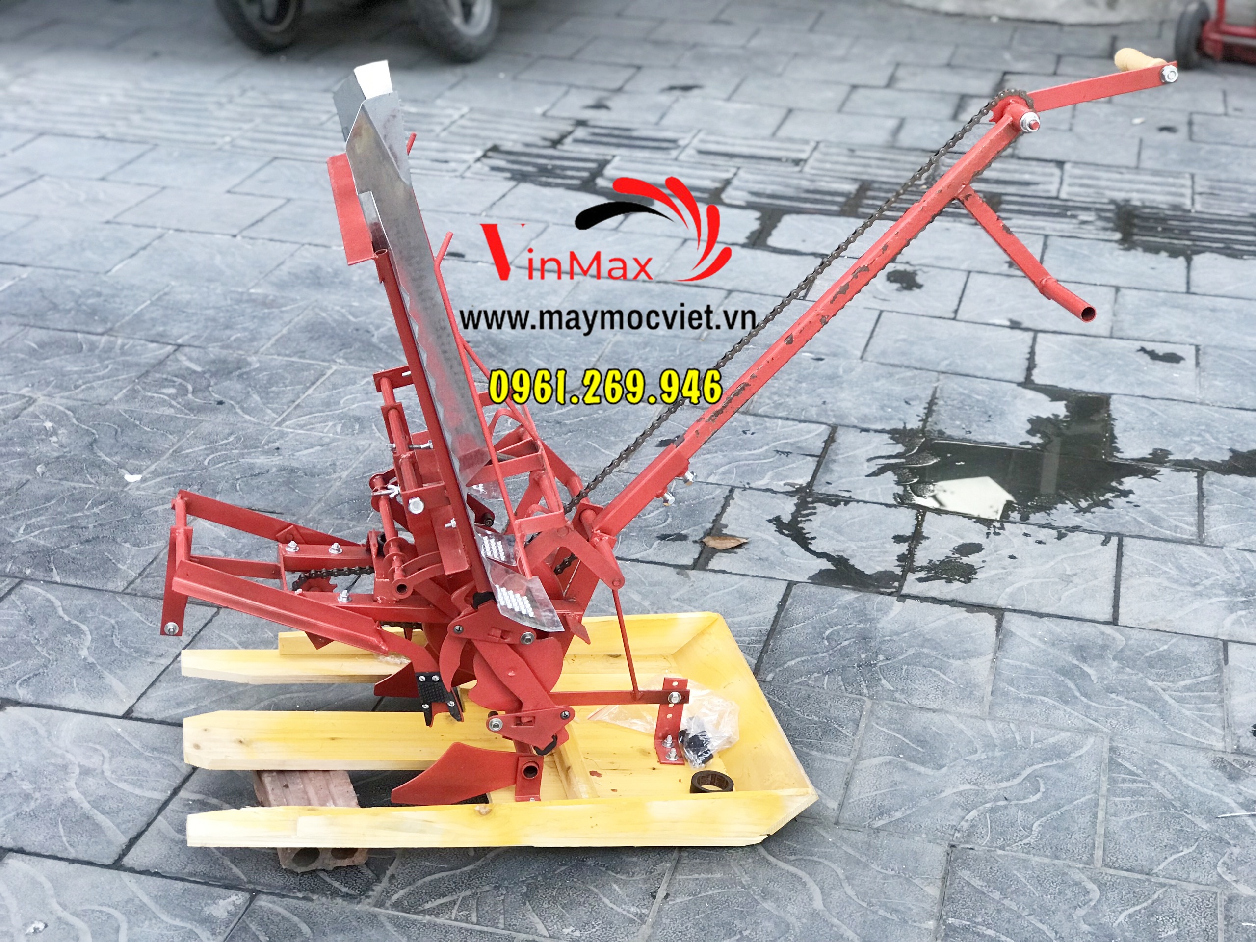 Máy cấy lúa mạ nhổ 2 hàng dắt tay năng suất cao