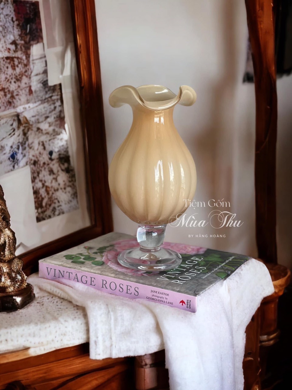 Decor phong thuỷ- Bình cắm hoa màu caramel latte