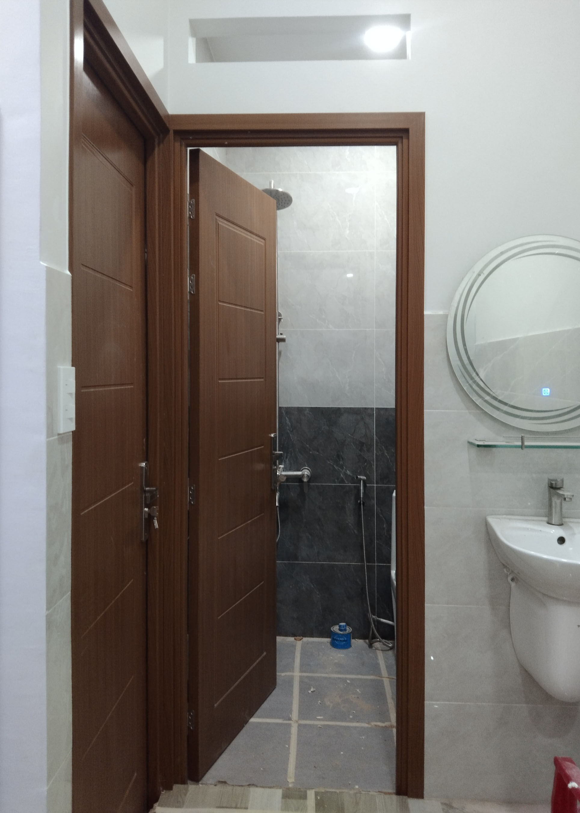 Cửa nhựa composite tại Tân Phú chống nước 100%