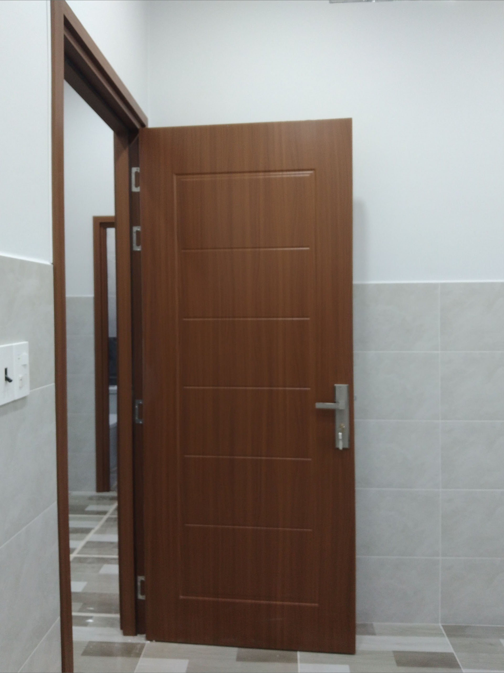 Cửa nhựa composite tại Tân Phú chống nước 100%