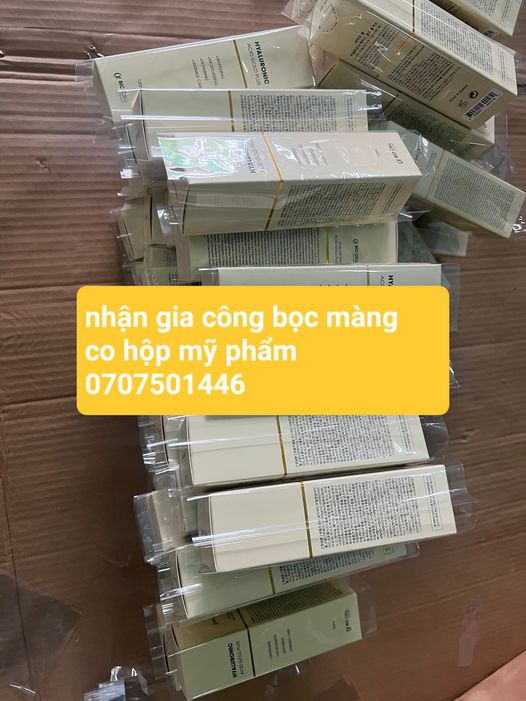 Nhận bọc gia công màng co các loại chai, hũ hộp