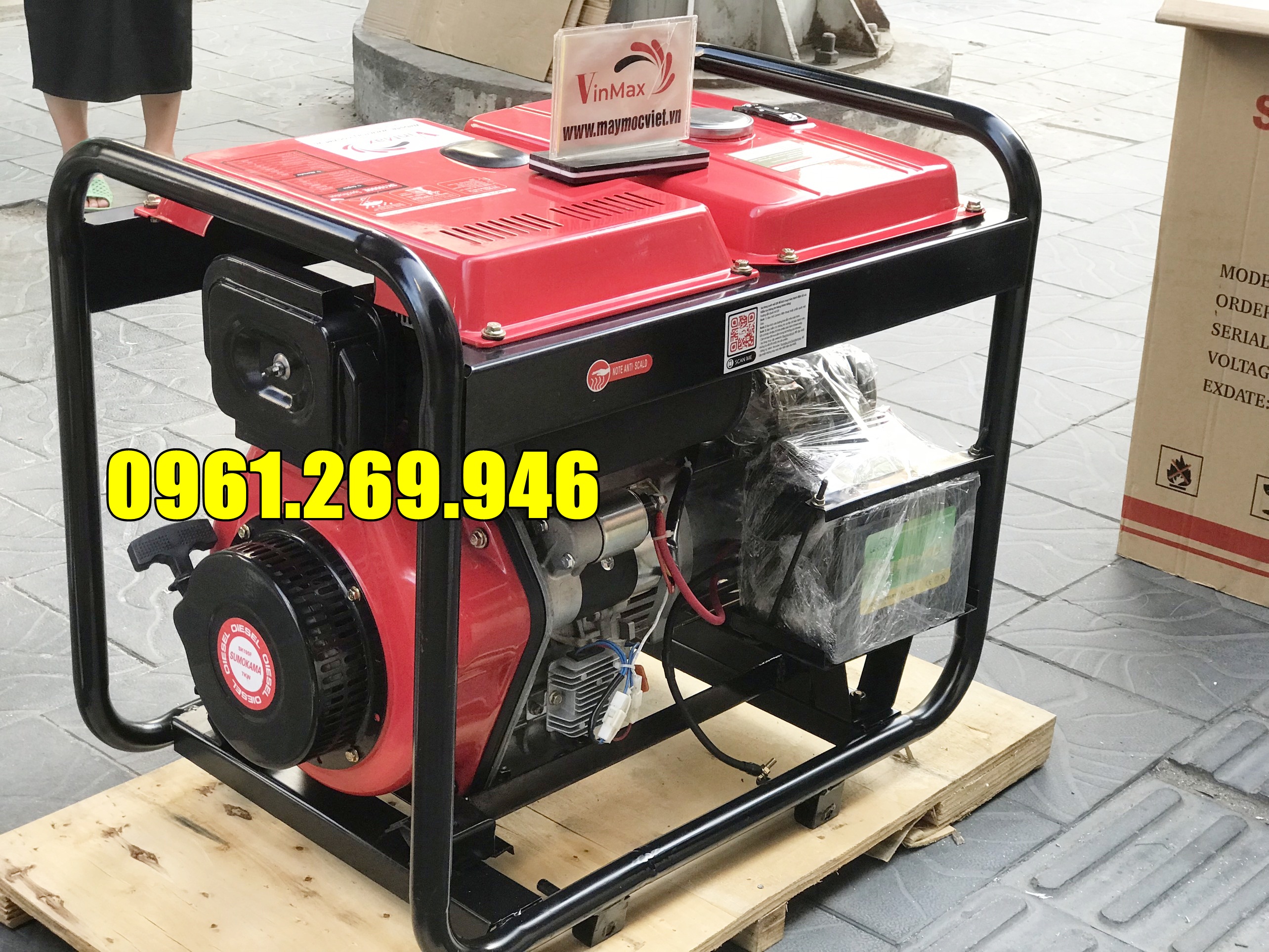Máy phát điện chạy dầu 7Kw Sumokama SK10000E đề điện acquy
