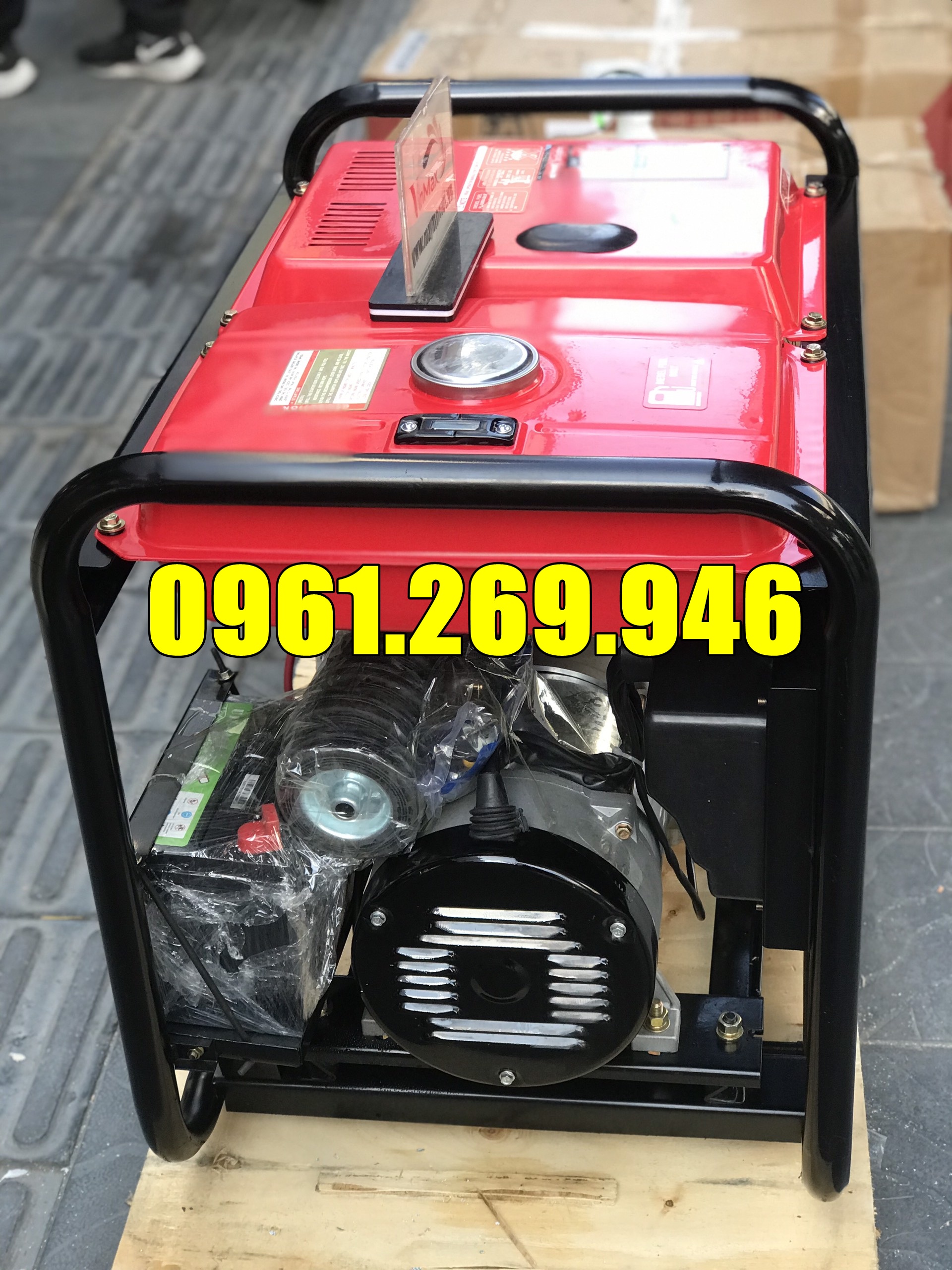 Máy phát điện chạy dầu 7Kw Sumokama SK10000E đề điện acquy