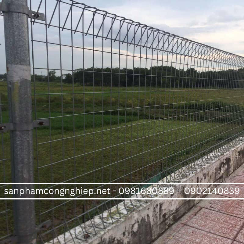 Hàng rào lưới sắt ô 75x150mm - Sản xuất theo yêu cầu