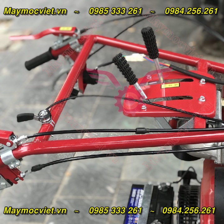 Máy thu hoạch ngô hiện đại chạy dầu động cơ KAWASAKI 12HP