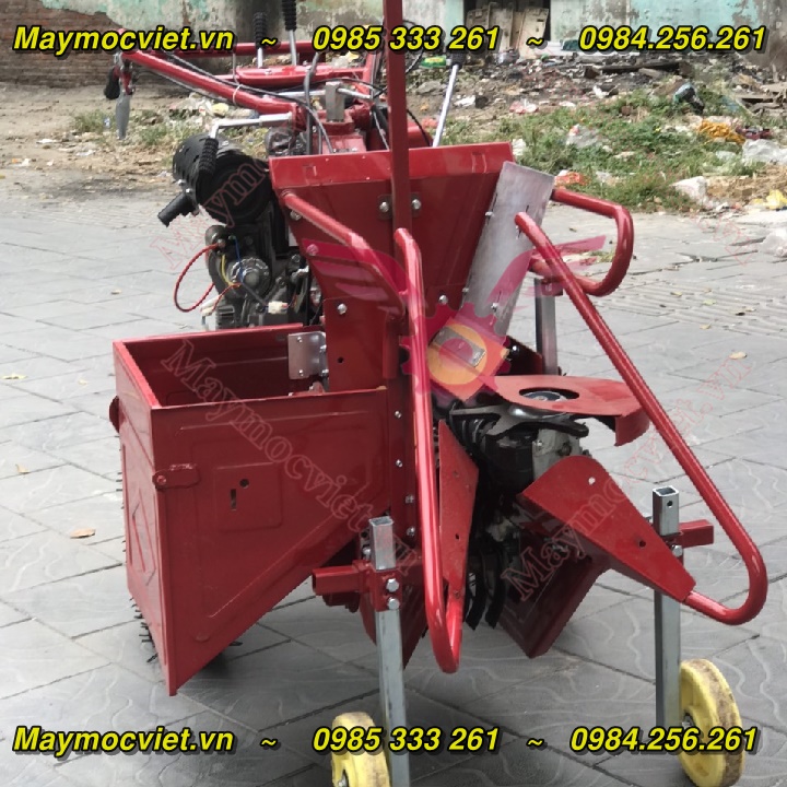 Máy thu hoạch ngô hiện đại chạy dầu động cơ KAWASAKI 12HP