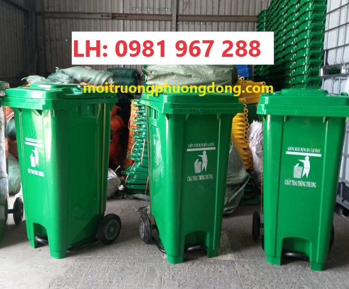 Thùng rác đạp chân ngoài trời 120L giá rẻ tại Hà Đông