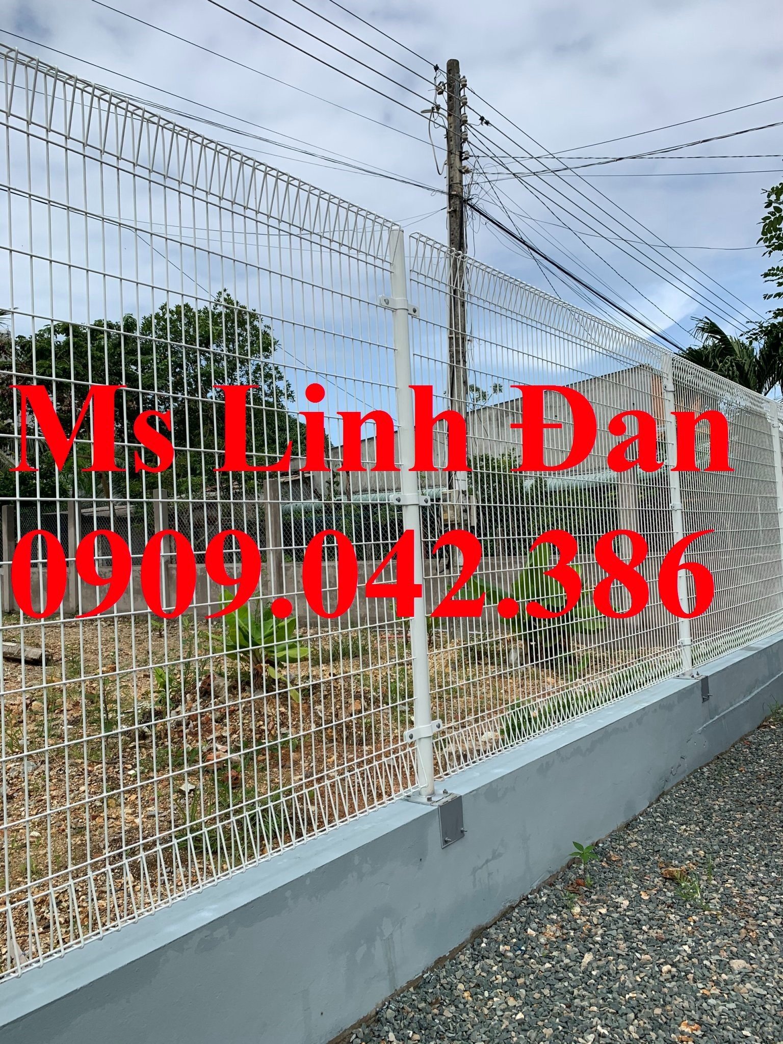 Lưới thép hàng rào tam giác gập hai đầu nhúng nóng mạ kẽm