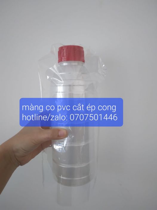 bán màng co pvc ép cong bọc chai thuốc trừ sâu