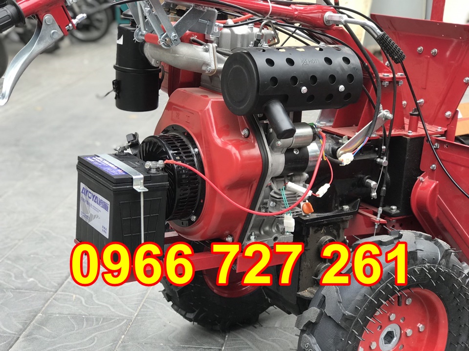Máy thu hoạch ngô , thu hoạc bắp chạy dầu đề nổ