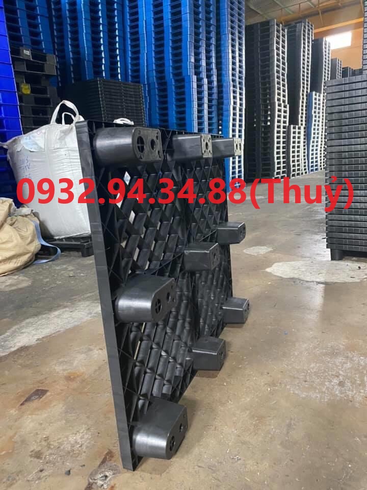 pallet nhựa lót sàn, tấm nhựa lót sàn chất lượng