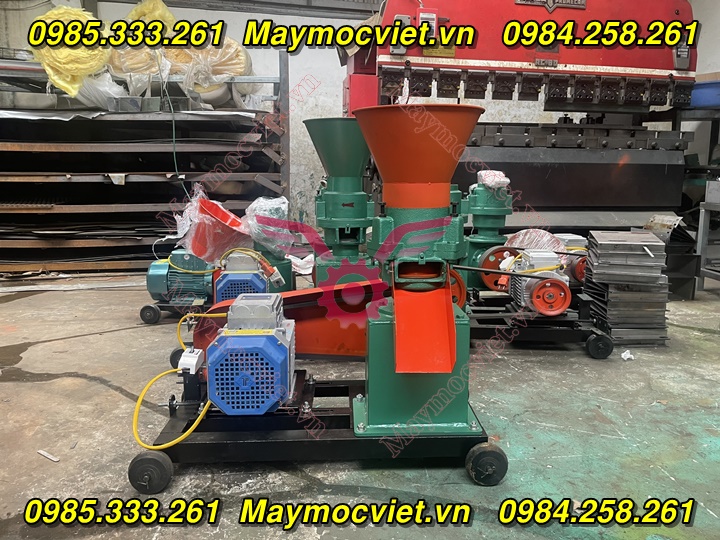 Máy ép cám viên trục đứng 3 lô VME3500R - bảo hành 12 tháng