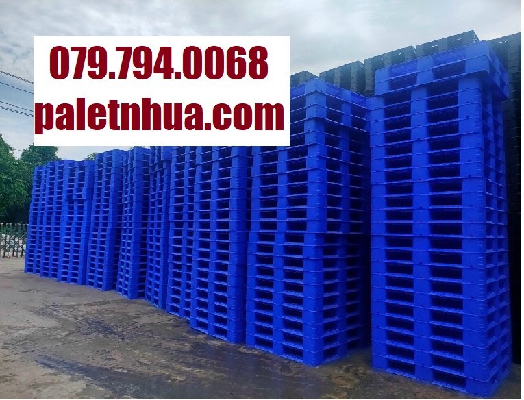 Mua pallet nhựa mới, pallet nhựa cũ Long An giá rẻ