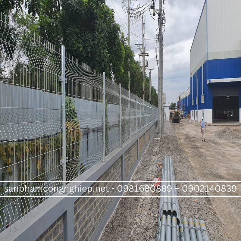 Chọn Lọc Những Mẫu Hàng Rào Lưới Sắt Hàn Giá Gốc Cho Nhà Phố