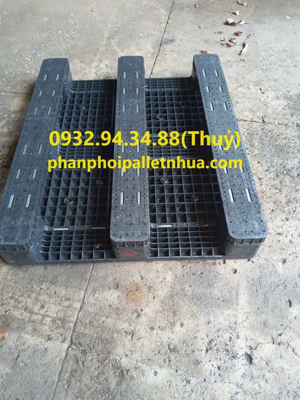 pallet nhựa cũ tại Bình Phước, liên hệ 0932.94.34.88