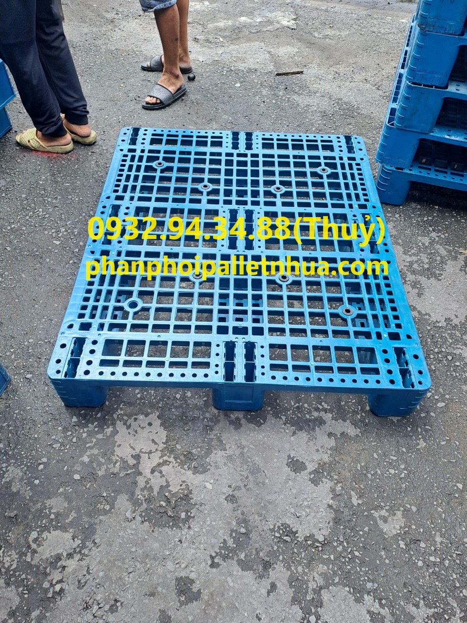pallet nhựa cũ tại Long An, liên hệ 0932.94.34.88