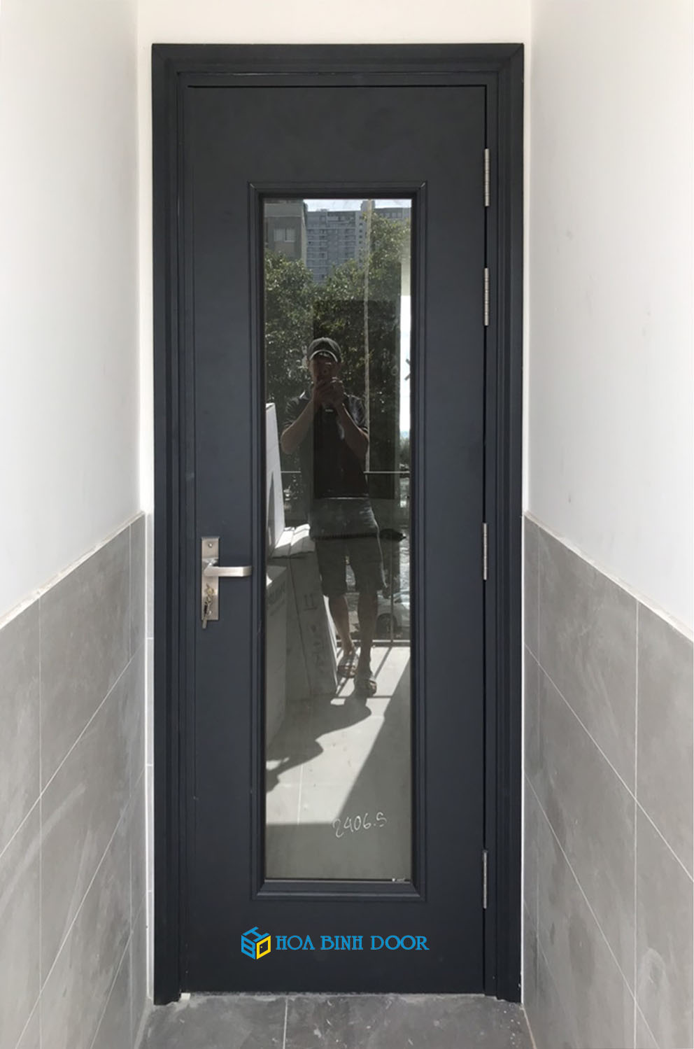 Mẫu cửa thép vân gỗ tại TP HCM - Cửa thép chống nhiệt tốt