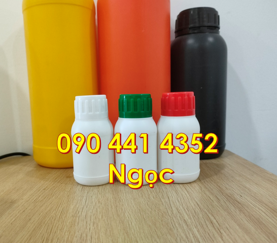 Chai nhựa 1L đựng dung môi, chai nhựa 0.5L đựng dầu nhớt, chai 250ml