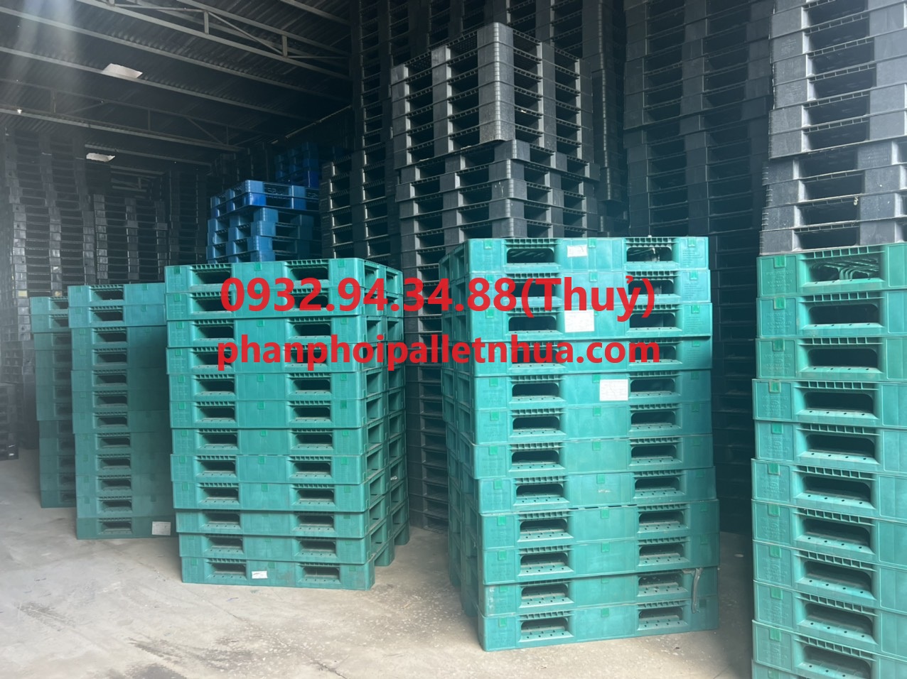 bán pallet nhựa dùng để kê hàng trong kho