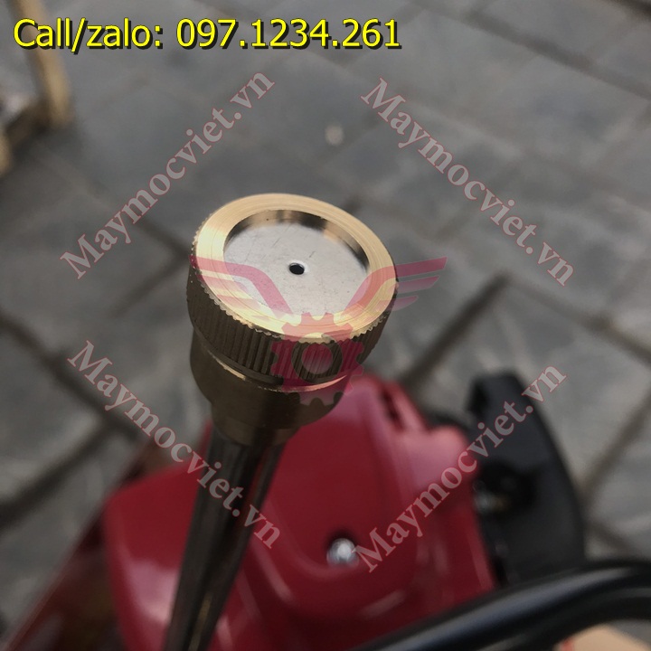 Máy phun thuốc xách tay 4 thì Reload P768 giá tốt