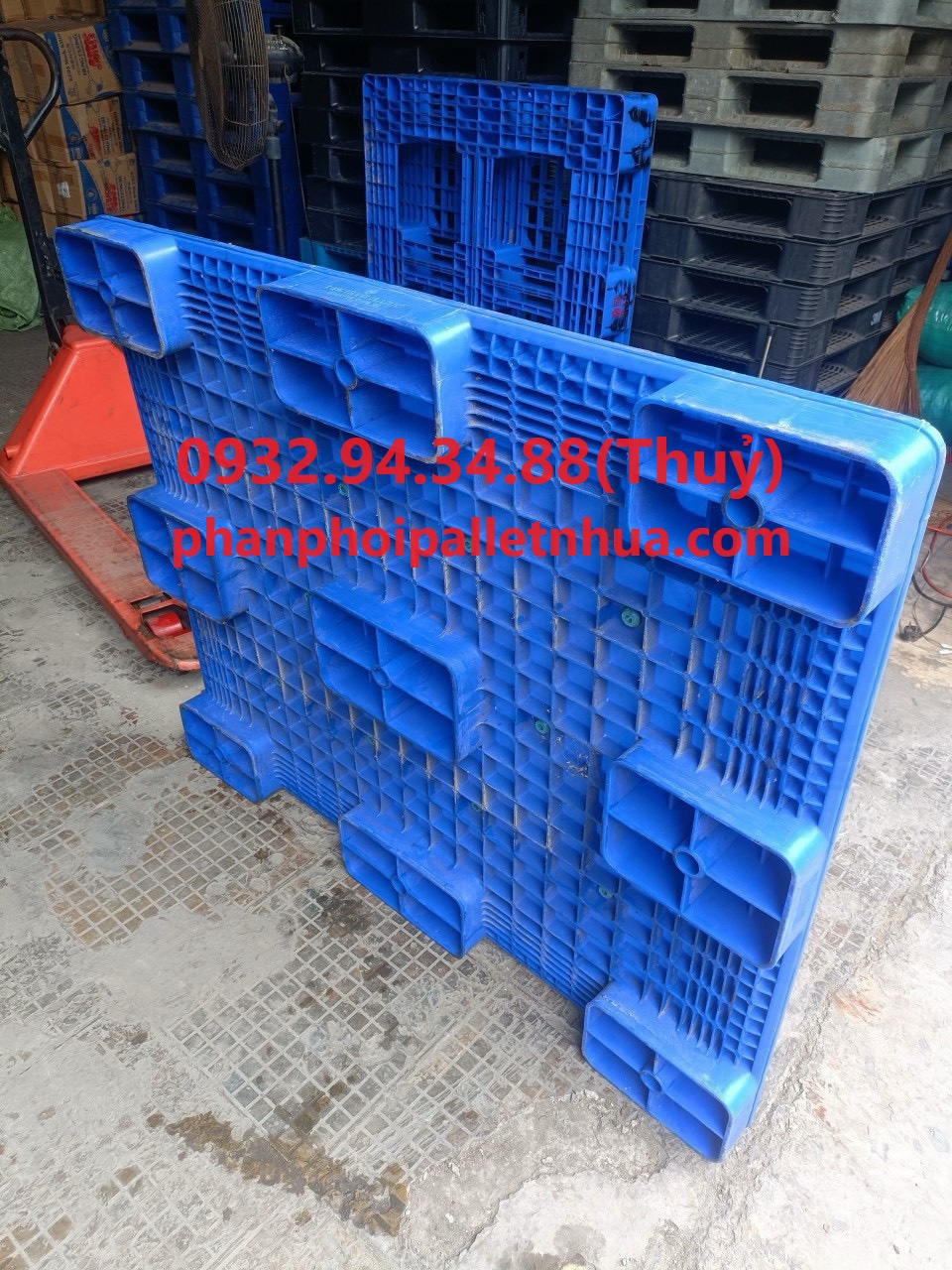 pallet nhựa thanh lý giá tốt, liên hệ 0932943488